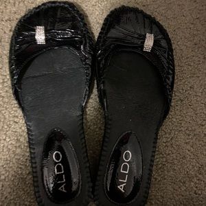 Aldo black slide on